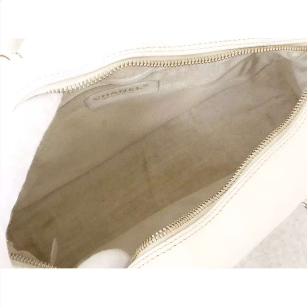 Chanel Mini White Quilted Caviar CC Tote Bag - Picture 5 of 8